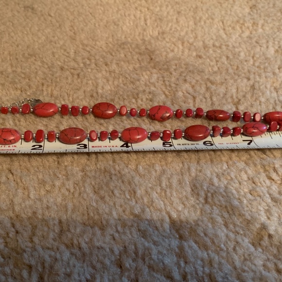 Ralph Lauren CHAPS Red Howlite Necklace and matching Ear Rings. New in Packaging - Picture 4 of 6